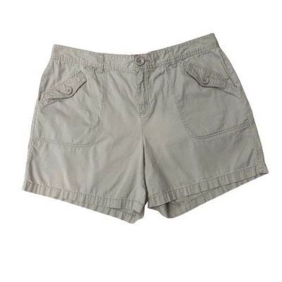 Bass Size 16 Green Shorts 5.5" Inseam Summer Travel Outdoor Vacation Extra Large - Picture 1 of 6
